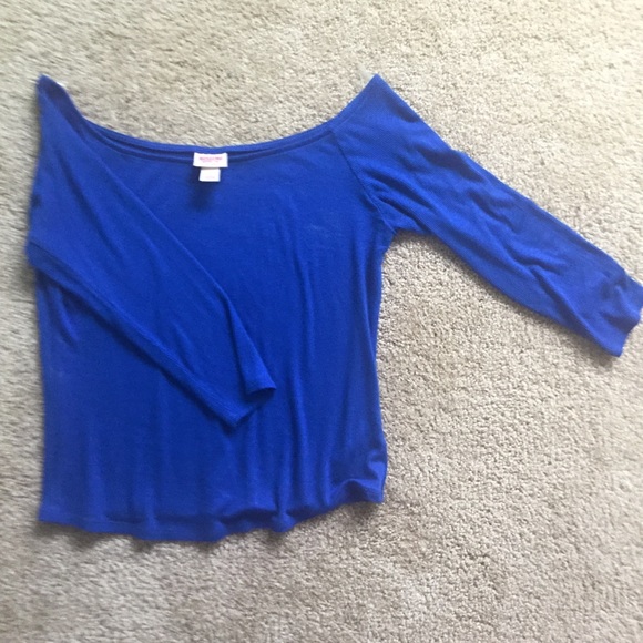 Massimo crop top!💙 - Picture 3 of 3